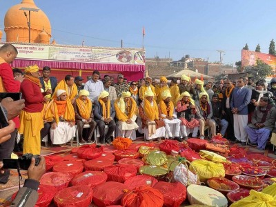 जनकपुरधामबाट राम जन्मभूमि अयोध्या भार पठाइयो   