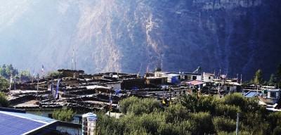 सिमाना कुर्न बसेको ‘चिमाङ’ गाउँको मौलिकता   