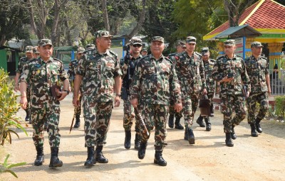 प्रधान सेनापतिद्वारा मध्यपृतना मुख्यालयको निरीक्षण   