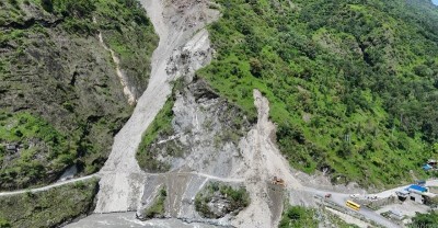 पहिराले पश्चिम म्याग्दीको यातायात प्रभावित   