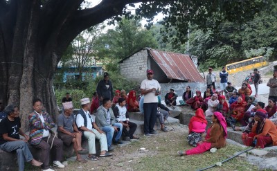 फर्सेका बाढीपीडितलाई दसैँको रौनकले छोएन्   