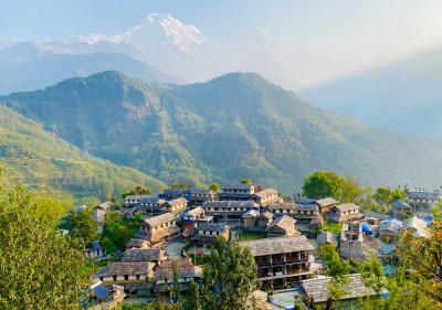पर्यटकको मनप्रिय गन्तव्य घान्द्रुकलाई एक फन्को        