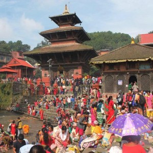 गोकर्णेश्वरमा तीर्थ श्राद्ध गर्नेको भीड   