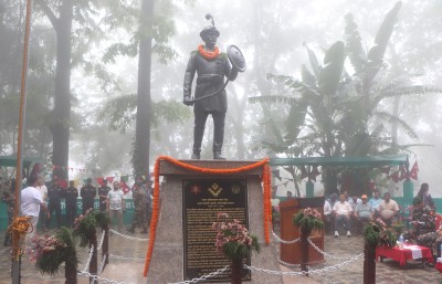 सोमेश्वरगढीमा प्रधानसेनापति अभिमानसिंहको शालिक अनावरण   
