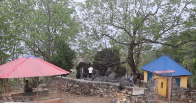 भोजपुरको धार्मिक तथा पर्यटकीय क्षेत्र चुलाचुली गुफा ओझेलमा    