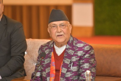 एमाले संसद् पुनःस्थापनाकै पक्षमा : ओली