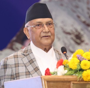 सगरमाथाको सुन्दरता र सुरक्षा        