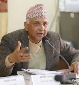 पटक पटक लोकसेवाको परीक्षामा फेल भए विकल्प सोचिहाल्नोस् : अध्यक्ष रेग्मी    