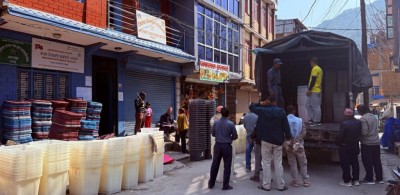 निर्वाचन सामग्री र मतपत्र पचहत्तर जिल्लामा पुर्‍याइयो    