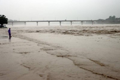 भारी वर्षाको सम्भावनापछि चितवनमा उच्च सतर्कता