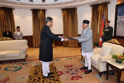 पाकिस्तान लगायत विभिन्न पाँचवटा देशका राजदूतद्वारा राष्ट्रपतिसमक्ष ओहोदाको प्रमाणपत्र प्रस्तुत   