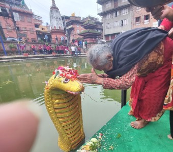 वासुकिनाथ, नागपोखरी र टौदहमा बिहानैदेखि भक्तजनको लाम   