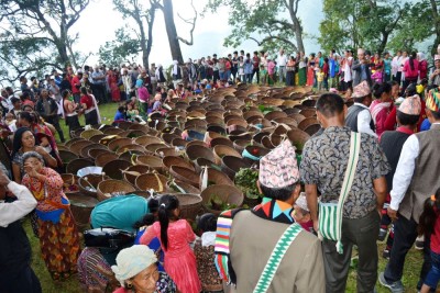 ढ्वाङकुम पर्व मनाउँदै वाम्बुले राई समुदाय    