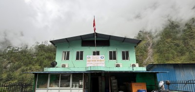 रसुवा भन्सार कार्यालयका १४ कर्मचारी सम्पर्क विहीन    