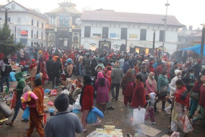 दिवङ्गत पितृको सद्गतिको कामना गर्दै शिवालयमा शतबीज छरियो