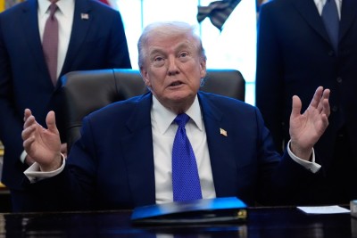 हार्वर्डसँग एक अर्ब डलर क्षतिपूर्तिको माग   