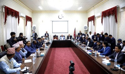 निर्वाचन आयोग र राजनीतिक दलबीच छलफल        