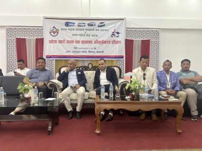 'पर्यटन क्षेत्रमा लगानी बढ्यो, पर्यटक बढेनन्'        