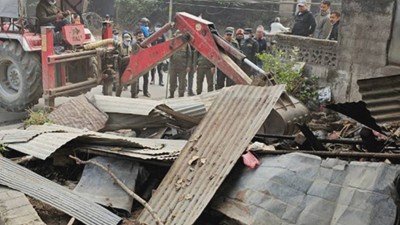 बुटवलमा पनि सरकारी जग्गामा बनेका घरटहरा हटाउन थालियो    