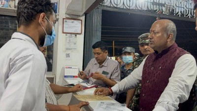 मधेस मुख्यमन्त्रीद्वारा मिर्चैयाका अस्पताल अनुगमनः दुई जना पक्राउ   