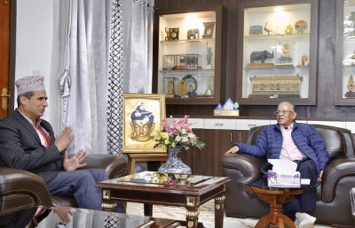 शिक्षकका मागलाई शीघ्र सम्बोधन गर्नुपर्नेमा अध्यक्ष प्रचण्डको जोड
