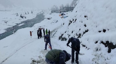 अलपत्र परेका पर्यटकको उद्धार गर्न सशस्त्र प्रहरी बल परिचालन    