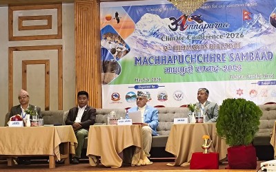 माछापुच्छ्रे सम्वाद : पन्ध्रबुँदे घोषणापत्र जारी गर्दै सम्पन्न   