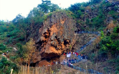 संरक्षणसँगै धार्मिक पर्यटकीय गन्तव्य बन्दै ‘महादेव थान’   