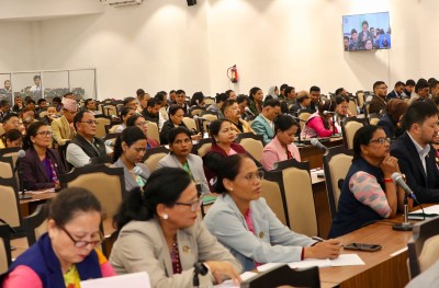 मानसिक स्वास्थ्य नीति परिमार्जन र स्वास्थ्य बिमा कार्यान्वयनमा सांसदको जोड    