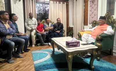 मुलुक विकास, सुशासन र न्यायको मार्गमा अघि बढ्नुपर्छ : अध्यक्ष ओली   