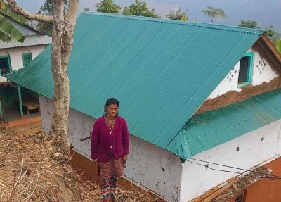 पौवादुङ्माका ५२५ परिवारले पाए जस्तापाताको छानो   