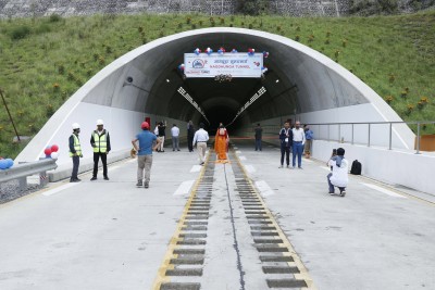 नागढुङ्गा सुरुङमार्ग आजदेखि साना सवारीका लागि आंशिक खुला