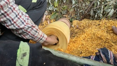 चुदारोका भरमा जोगिँदै ठेकी बनाउने परम्परा   