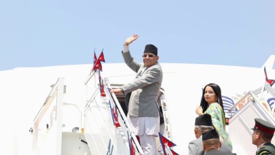प्रधानमन्त्री प्रचण्ड नयाँ दिल्ली प्रस्थान   