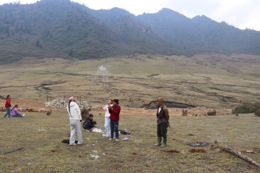 म्याग्दीको जलजलामा आन्तरिक पर्यटकको चहलपहल    