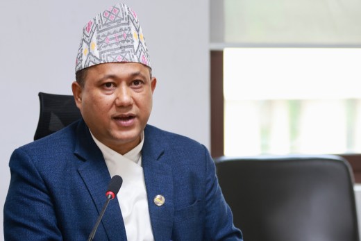 नेपाल-भारतबीचको सम्बन्ध थप सुदृढ गर्न तत्पर छौँः परराष्ट्रन्त्री खनाल