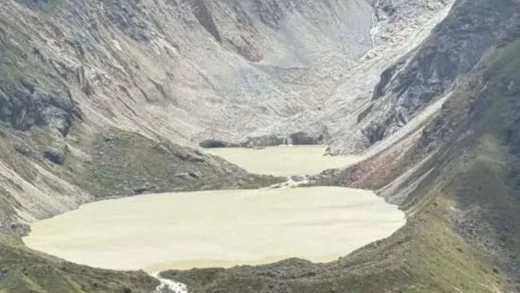 भुटानमा हिमताल विस्फोट, तातोपानी कुण्ड बगायो, भारतका दुई राज्यमा बाढीको सतर्कता