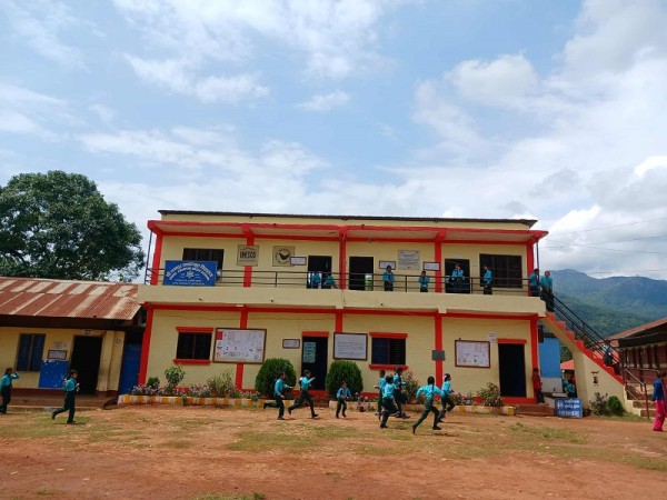 सामुदायिक विद्यालय अभिभावक तथा विद्यार्थीको रोजाइमा   