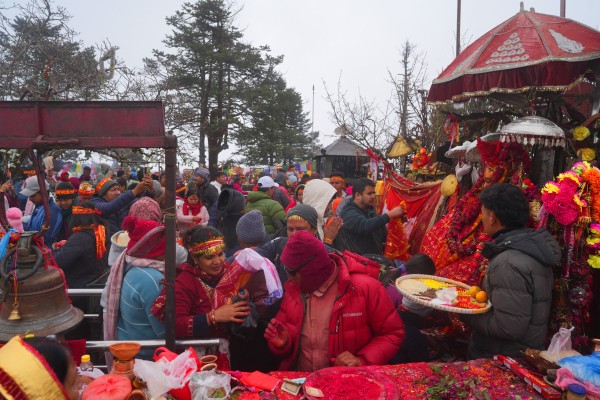 पाथीभरामा भक्तजनको घुइँचो