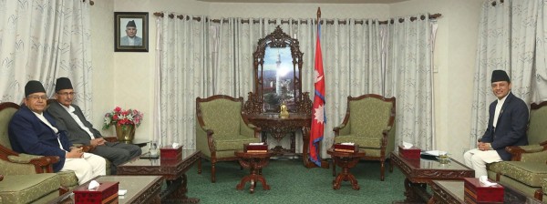 सभामुख अर्यालद्वारा पूर्वसभामुखसँग छलफल