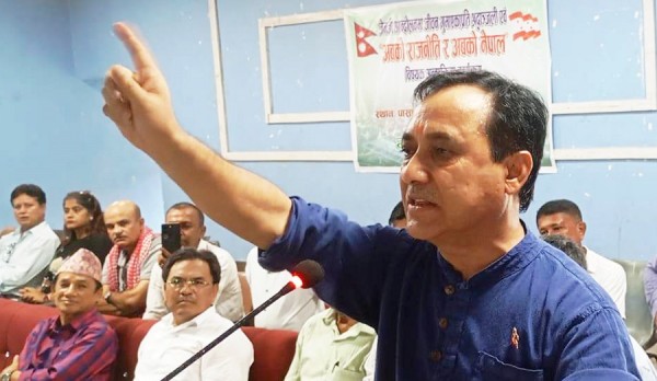 अब बदलिनेले नेतृत्व र नबदलिनेले बिदा लिन्छन्: महामन्त्री शर्मा   