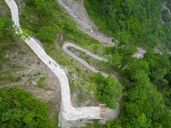 ठेक्का सम्झौता भएको पाँच वर्षपछि सडक स्तरोन्नति