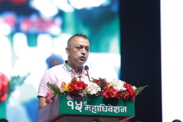 विद्यार्थी आन्दोलनदेखि कांग्रेस सभापतिसम्म थापाको यात्रा   