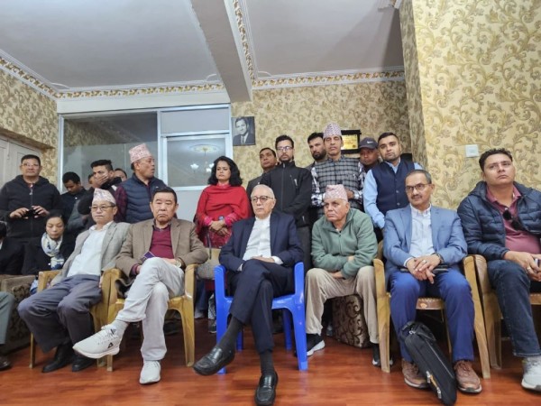 पार्टीको १५औँ महाधिवेशन पुस मसान्तसम्म गरिसक्नुपर्छ : नेता कोइराला        