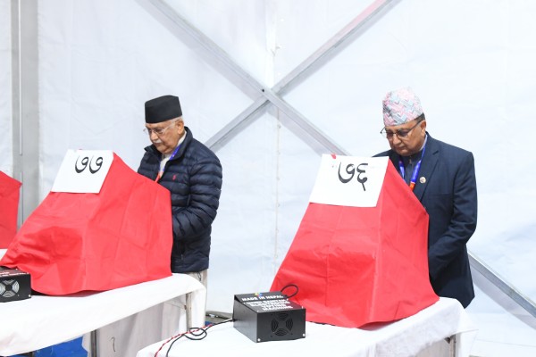 एमाले महाधिवेशनमा मतदान जारी, मतदान सकिएको दुई घण्टाभित्रै नतिजा आउने
