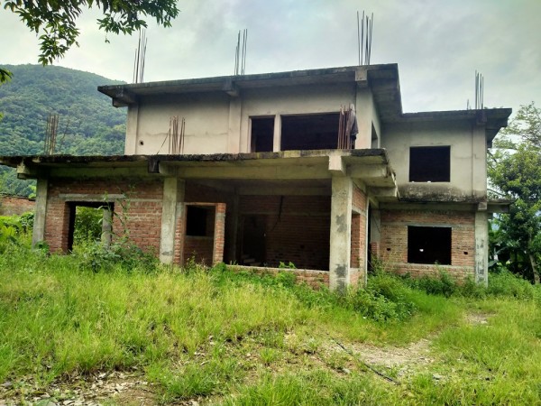 अठार महिनामा सक्नुपर्ने आयुर्वेद भवन पाँच वर्षमा पनि अलपत्रै   