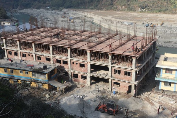 दार्चुलामा ५० शय्याको अस्पताल भवन निर्माणमा ढिलाइ