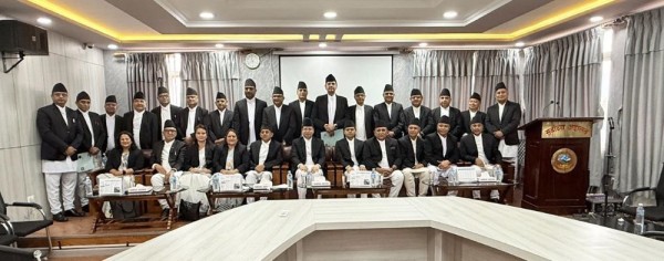 उच्च अदालतका २७ जना न्यायाधीशलाई शपथ    