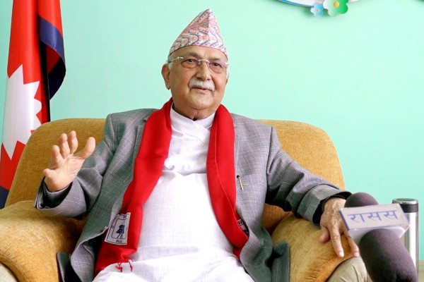 राष्ट्र अप्ठ्यारोमा परेका बेला दलहरूबीच संवाद र साझा प्रयास आवश्यक हुन्छ : अध्यक्ष ओली         