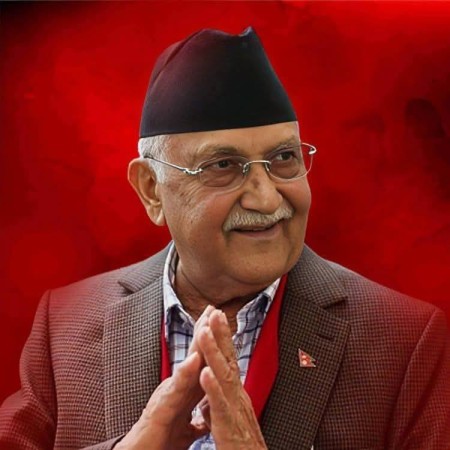 एमाले अध्यक्ष तथा पूर्वप्रधानमन्त्री ओलीलगायत पाँच जनालाई विदेश भ्रमणमा रोक